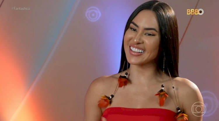 Torcida de Isabelle Nogueira se reúne no Largo de São Sebastião para estreia do BBB 24