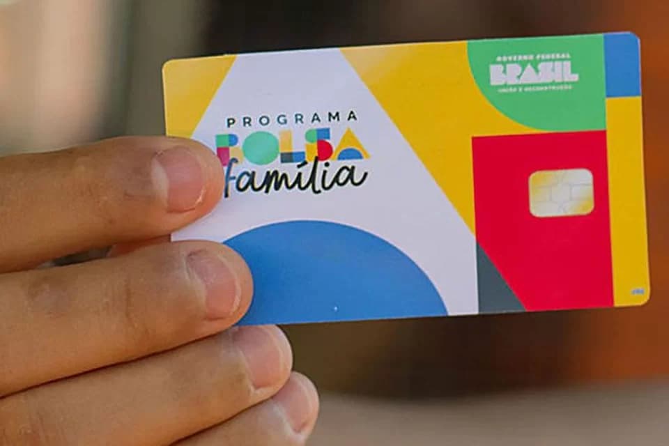 Após &#8216;pente-fino&#8217;, governo bloqueia 8,4 milhões do Bolsa Família