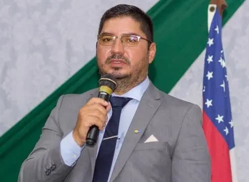 MPAM investiga vice-prefeito e secretária de Urucurituba por suposto enriquecimento ilícito