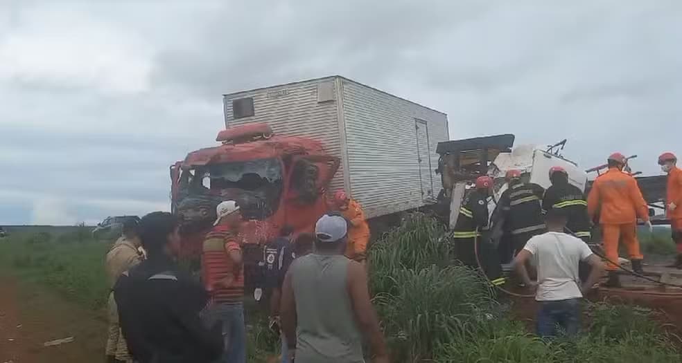 TO-050: Morre segunda vítima de acidente entre carretas
