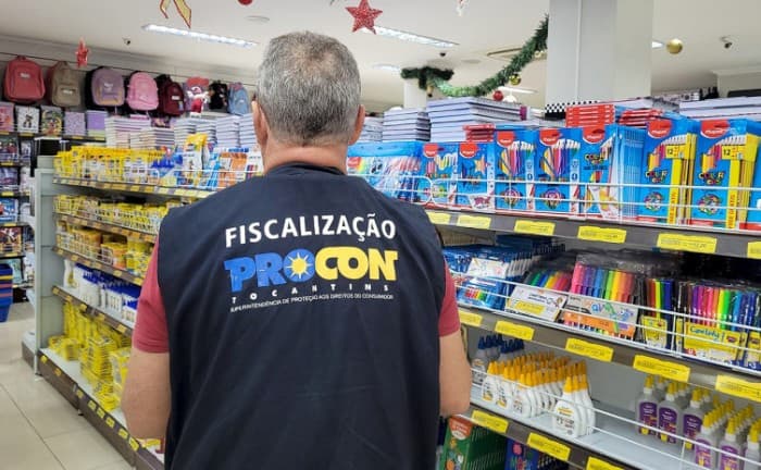 Procon Tocantins encontra variação de até 192% em material escolar