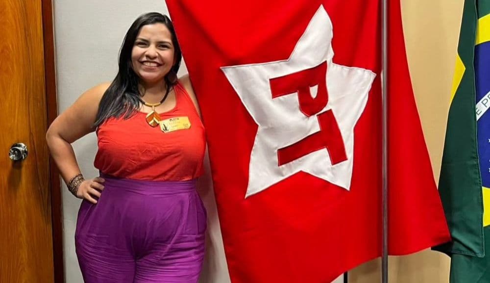 EXCLUSIVO: &#8220;Quero ser a ponte&#8221;, diz Anne Moura sobre esquerda e direita em Manaus