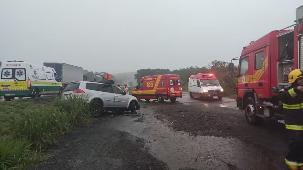 Acidentes nas BR&#8217;s 153 e 242 no Tocantins deixam quatro pessoas feridas