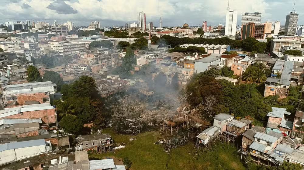 270 pessoas ficam desabrigadas por incêndio na Aparecida: saiba como ajudar