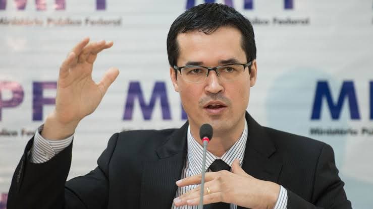 “Sempre assim no Brasil: Corruptos saem impunes”, diz Deltan Dallagnol