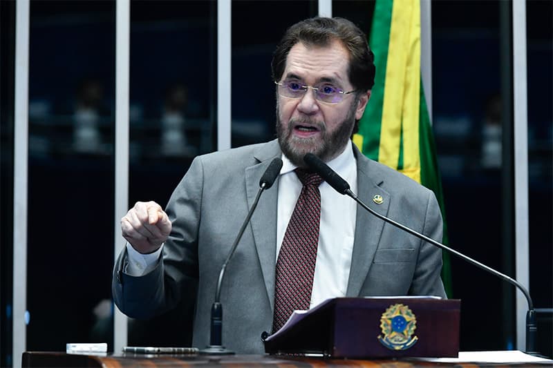 Plínio Valério repudia mudança no Código Civil que propõe excluir viúvas de herança e garante: &#8220;vamos derrubar&#8221;
