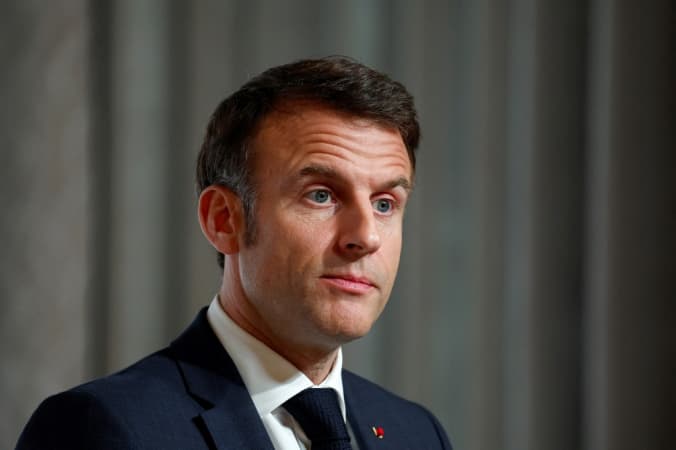 Macron diz que envio de tropas ocidentais para a Ucrânia &#8220;não está excluído&#8221;