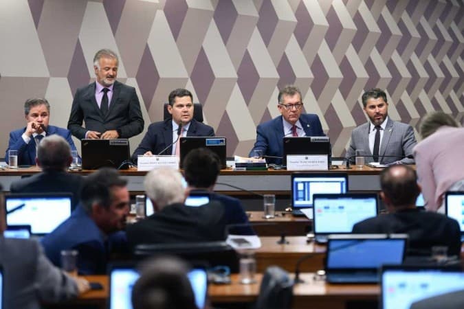 PEC das drogas começa a ser discutida no Senado na próxima terça (19/03)
