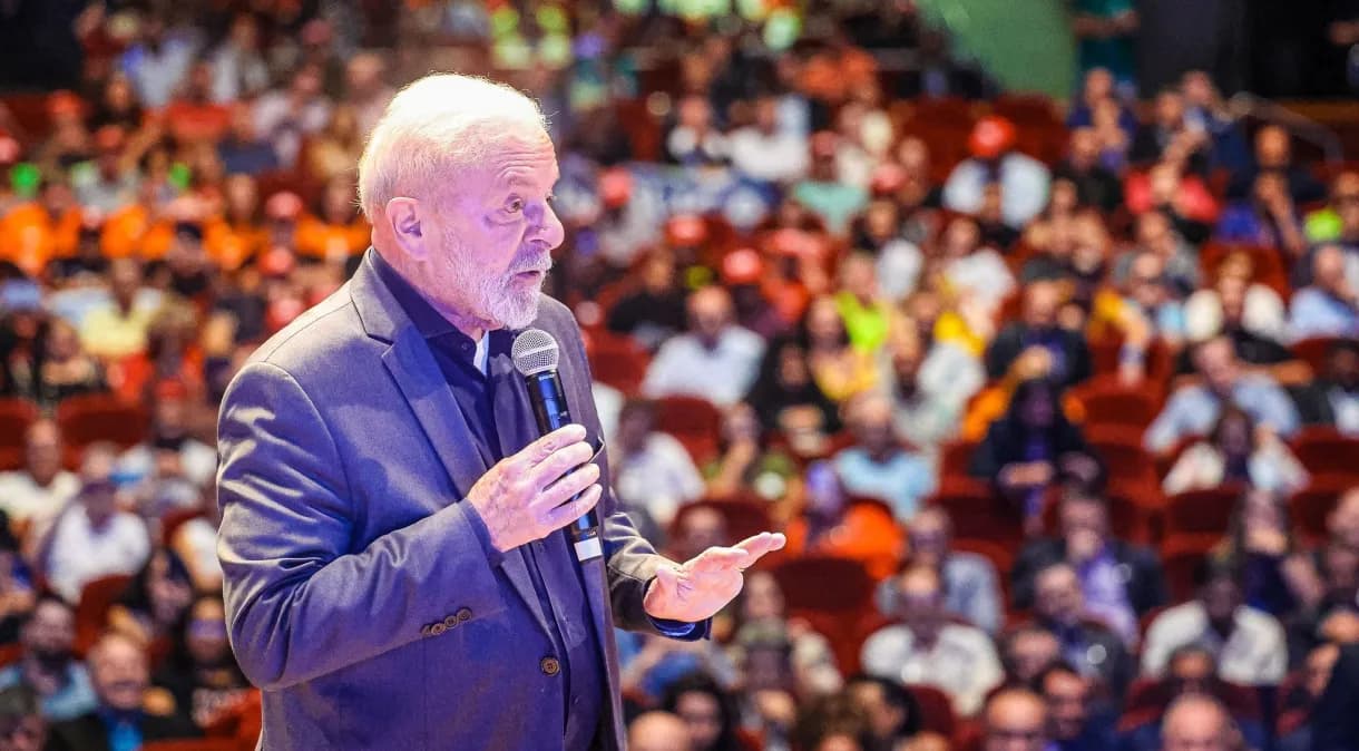 &#8220;Tenho consciência que não estou cumprindo o que prometi&#8221;, diz Lula sobre pesquisas de popularidade do terceiro mandato