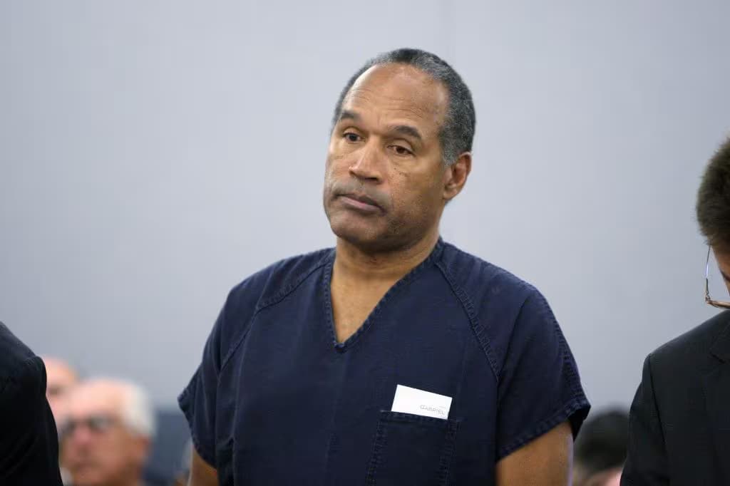 Morre O.J. Simpson, ex-jogador de futebol americano, aos 76 anos