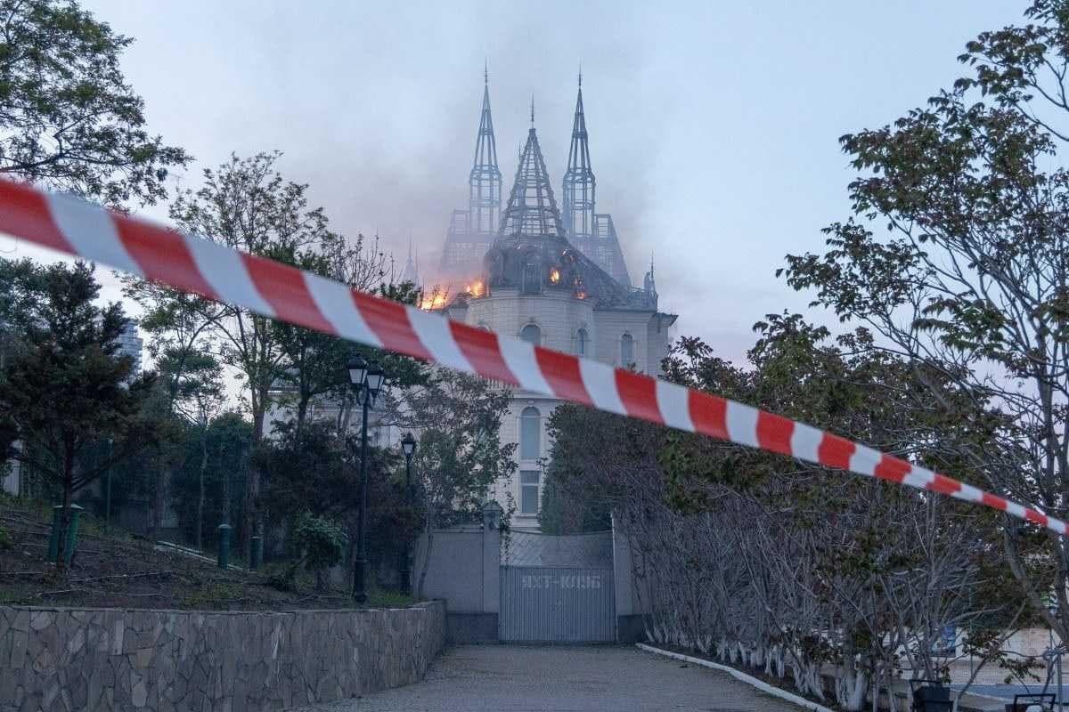 VÍDEO: Bombardeio russo destrói &#8220;Castelo do Harry Potter&#8221; na Ucrânia
