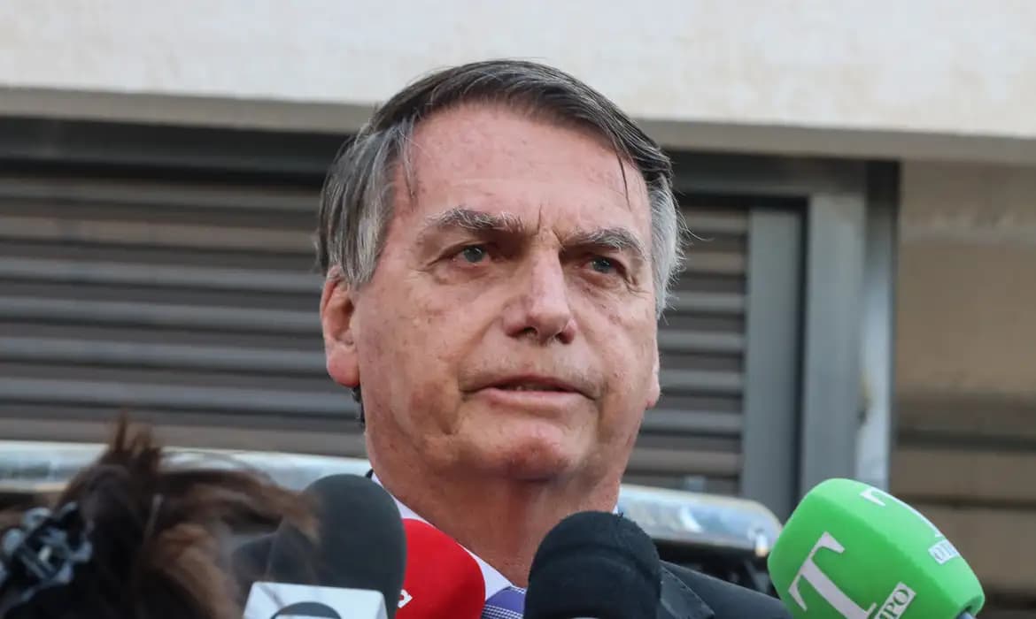 Caso das Joias de Bolsonaro: PF vai aos EUA ouvir comerciantes sobre suposta venda dos itens