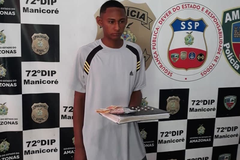 Jovem é preso comercializando drogas em Manicoré, no Amazonas