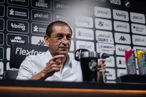 Vasco pede desculpas por declaração machista do técnico Ramón Diáz; veja vídeo
