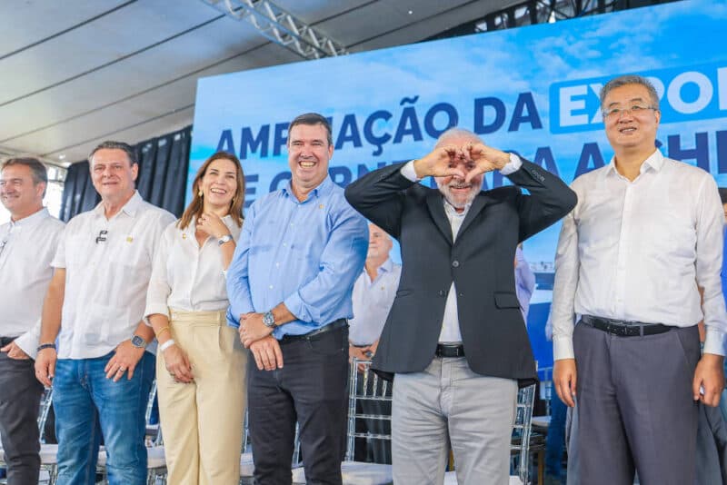 VÍDEO: &#8220;Ia fazer um decreto: quem mentir vai ser preso&#8221;, diz Lula em discurso na JBS