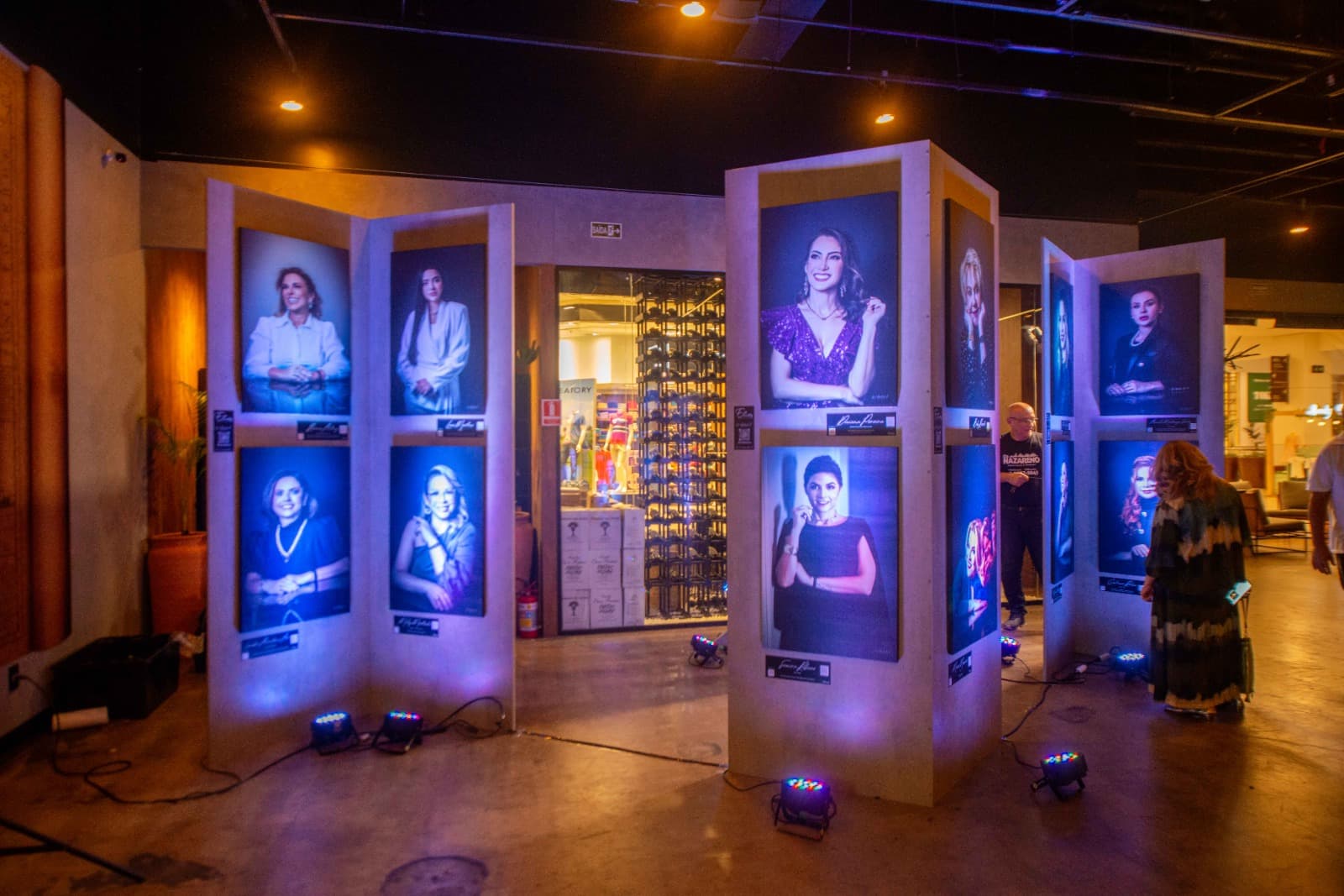 Fotógrafo reúne homenageadas da Exposição Elas 2024 e lança série &#8216;Notáveis Justiça&#8217;, no AM