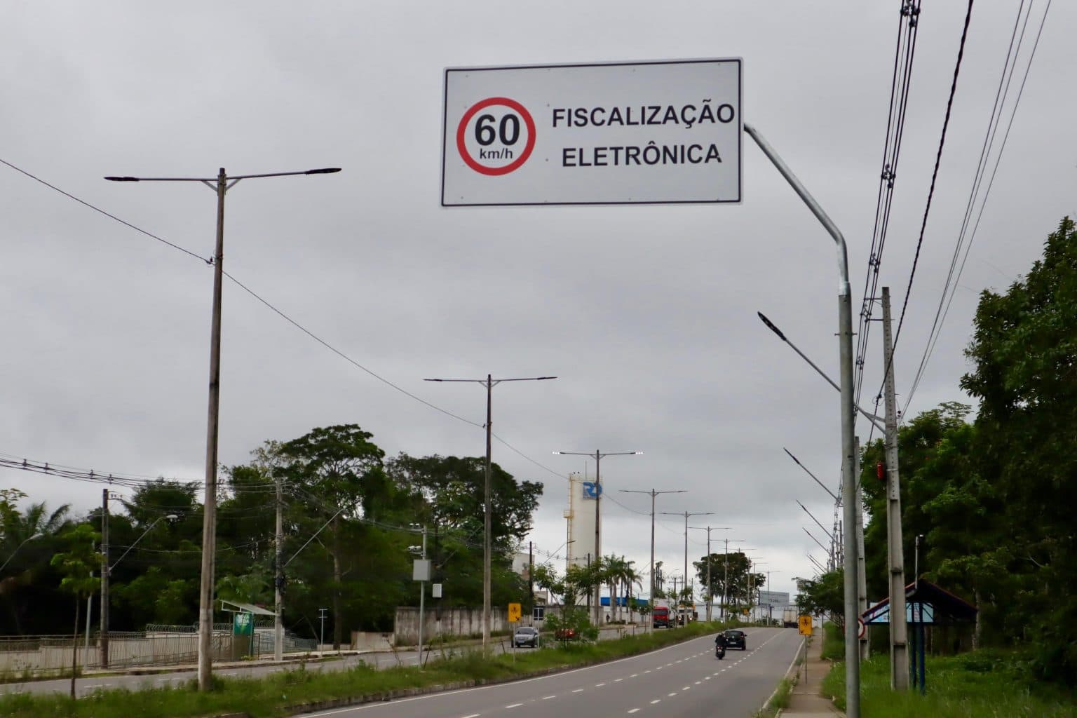 Sinalização de radares de gestão de velocidade é iniciada na Avenida do Turismo