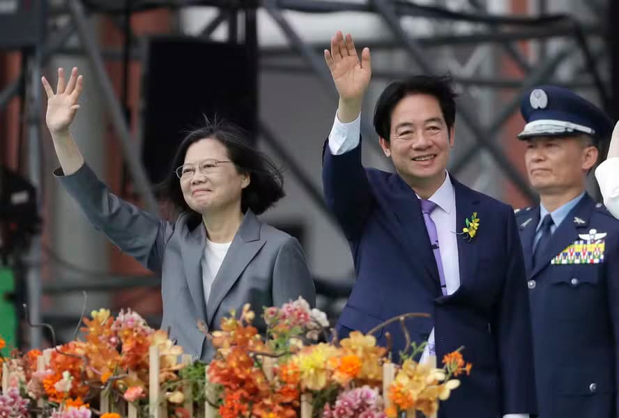 VÍDEOS: China inicia 2 dias de exercícios militares como &#8216;punição&#8217; a Taiwan