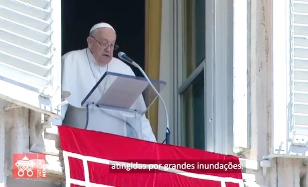 &#8220;Rezo por vós&#8221;, diz Papa Francisco em solidariedade às vítimas das enchentes no Rio Grande do Sul