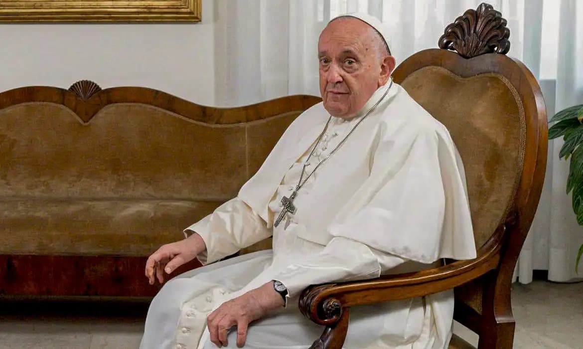 Papa Francisco diz que há &#8220;bichice&#8221; demais nos seminários, e fala causa polêmica