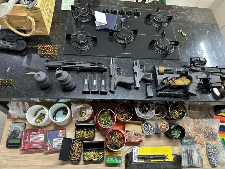 PF e Gaeco prendem criminosos especializados em roubos de bancos e desvio de armas para o PCC