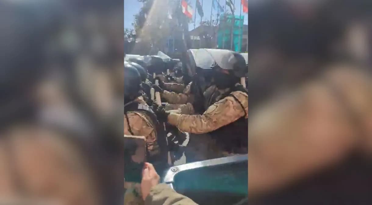 Militares anunciam golpe na Bolívia; Presidente denuncia movimentação: &#8220;A democracia deve ser respeitada&#8221;