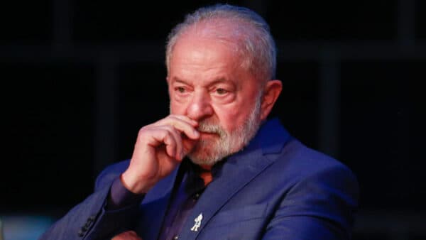 Lula decide expulsar embaixadora da Nicarágua do Brasil, após medida do presidente Ortega