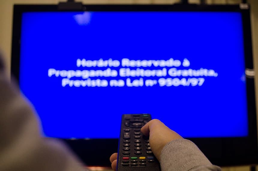 Segundo turno: Horário eleitoral gratuito no rádio e TV retorna nesta sexta-feira