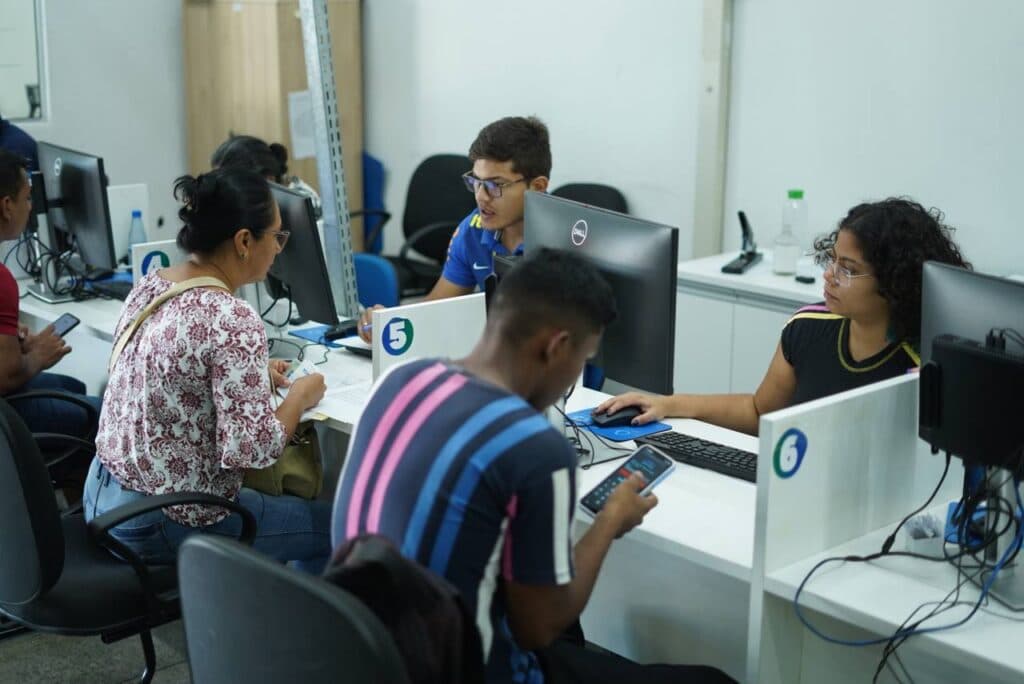 Sine Amazonas divulga 86 vagas de emprego para esta segunda-feira (10)