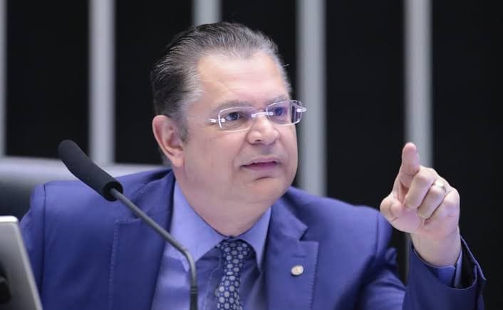PL do Aborto: Relator diz que mudará projeto, após posicionamento de Michelle Bolsonaro