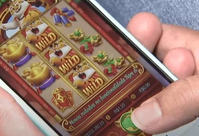 Mais de 500 casos de golpes do &#8216;Jogo do Tigrinho&#8217; são registrados em SP