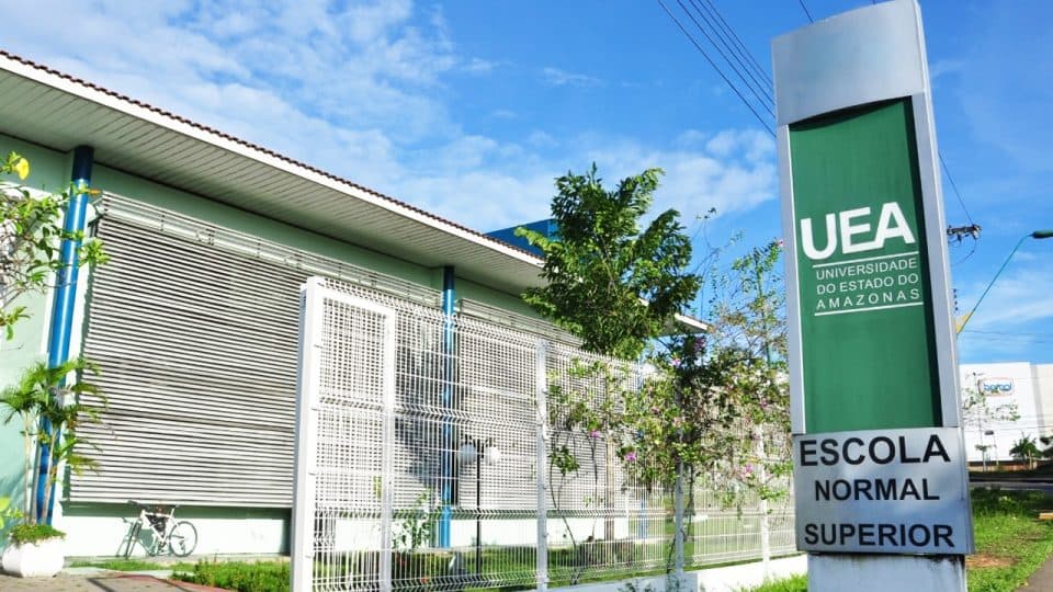 UEA divulga edital de matrícula e convocação do Vestibular e SIS 2023