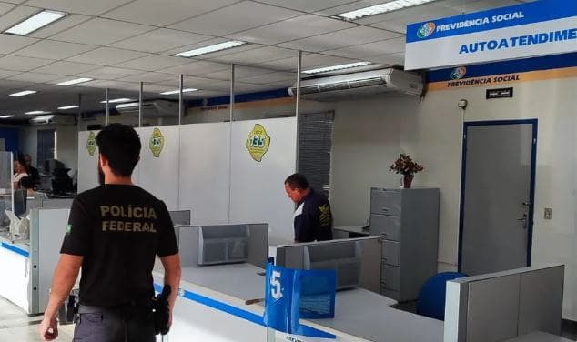 Estagiário do INSS é preso pela PF por fraudes em empréstimos consignados na Bahia
