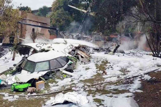 Queda de avião em Vinhedo (SP): 17 corpos são identificados; aeronave passou 4 meses em manutenção