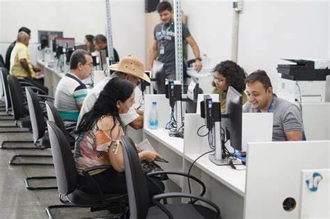 Sines ofertam mais de 380 vagas de emprego nesta segunda-feira (19/8)