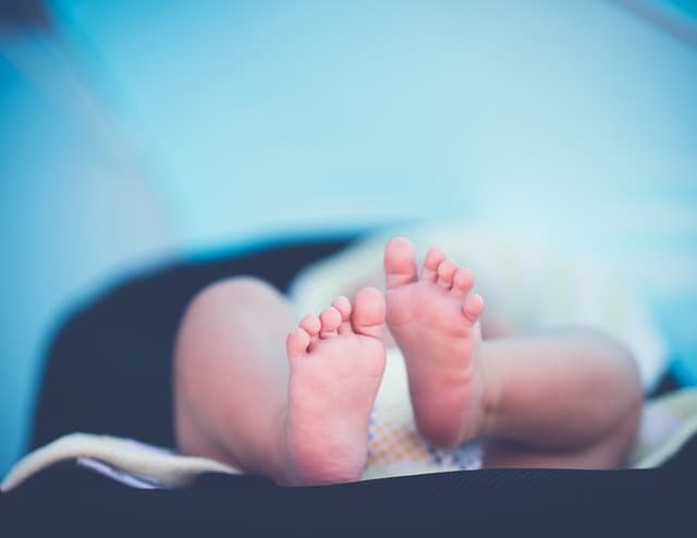 Bebê de 4 meses é diagnosticado com coqueluche em Manaus; primeiro caso do ano