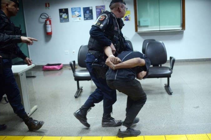 &#8220;Traços de psicopatia&#8221;: garçom mata delegado com três tiros e depois organiza festa no DF