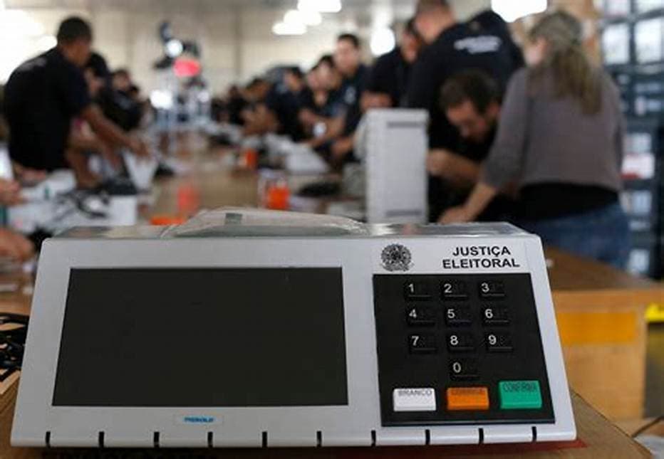 Eleições 2024: Atacar adversários surge como estratégia de campanha para candidatos se manterem visíveis ao eleitorado