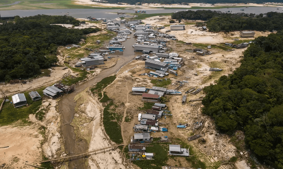 Secas e cheias mais intensas: estudo do INPA alerta para futuro da Amazônia