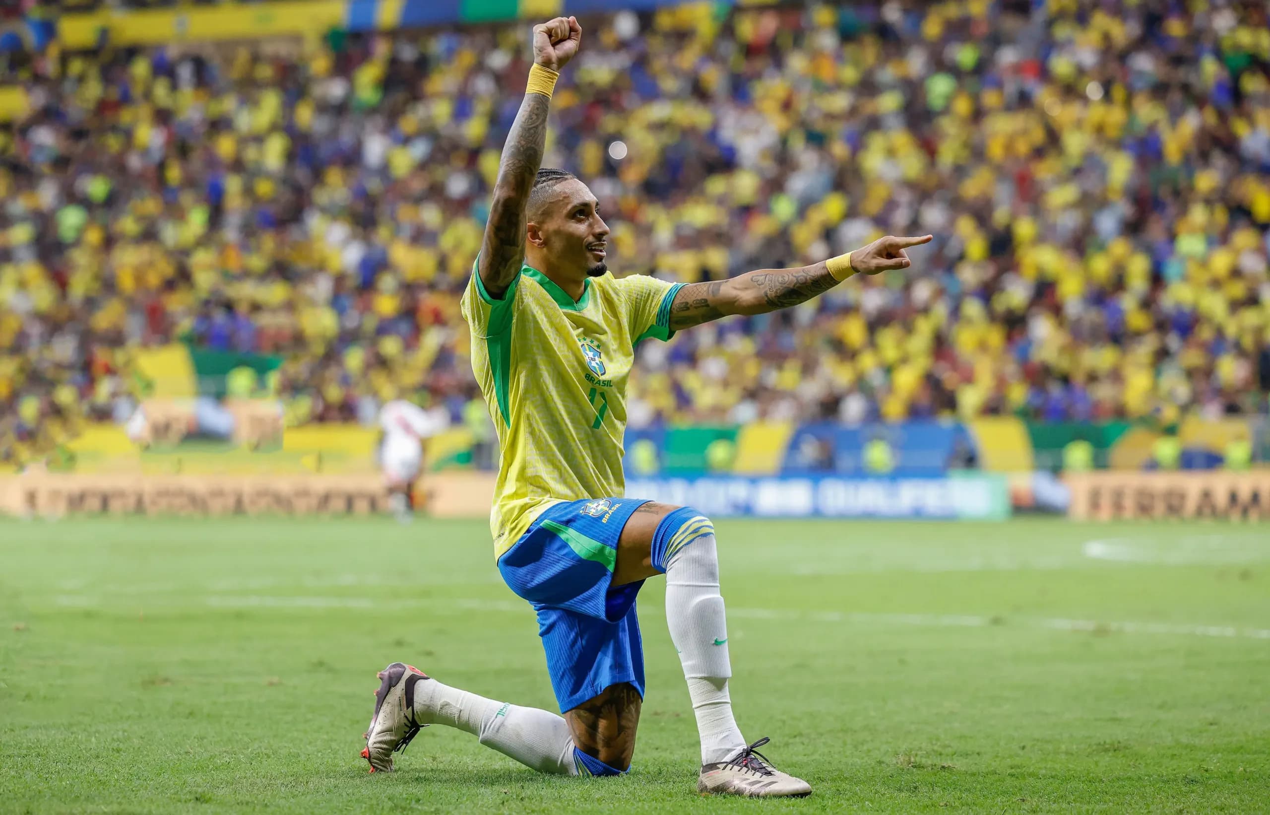 Com golaços, Seleção Brasileira goleia o Peru por 4 a 0 e alivia crise