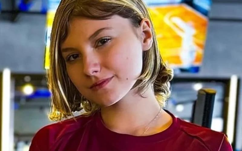Grávida e tratando câncer, Isabel Veloso fala sobre vazamento no seio