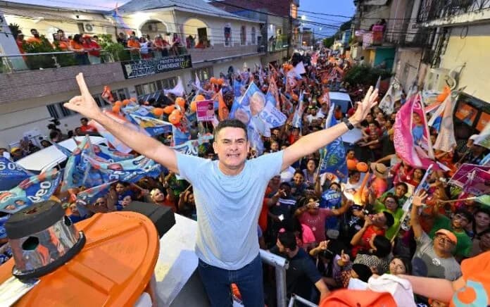 Reeleito: David Almeida vence 2º turno e continuará sendo prefeito de Manaus