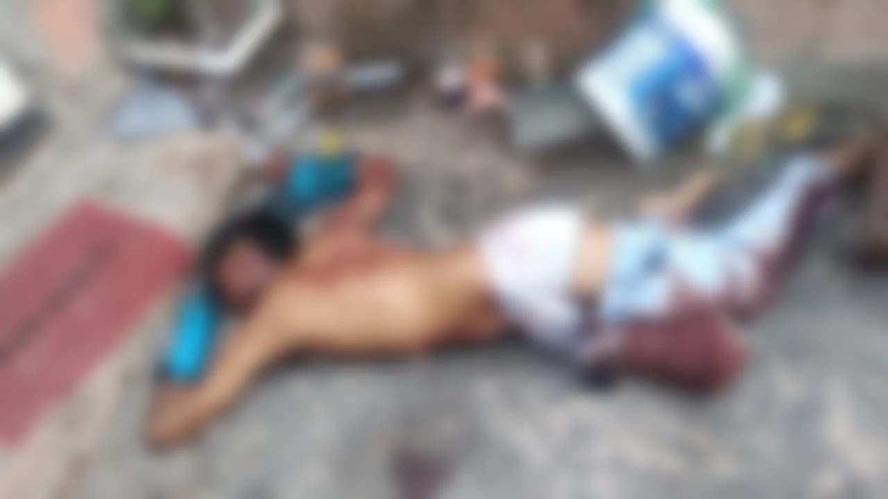 IMAGENS FORTES: Suposto &#8220;olheiro do tráfico&#8221; é morto a facadas no Valparaíso