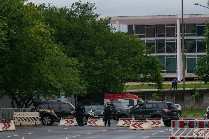 Após explosão em frente ao STF, PMDF desativa 4 &#8220;artefatos suspeitos&#8221;