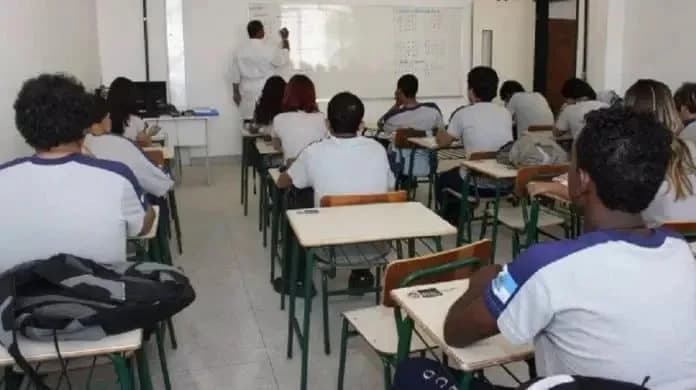 O que muda nos repasses do Fundeb com a aprovação da PEC do pacote fiscal? entenda