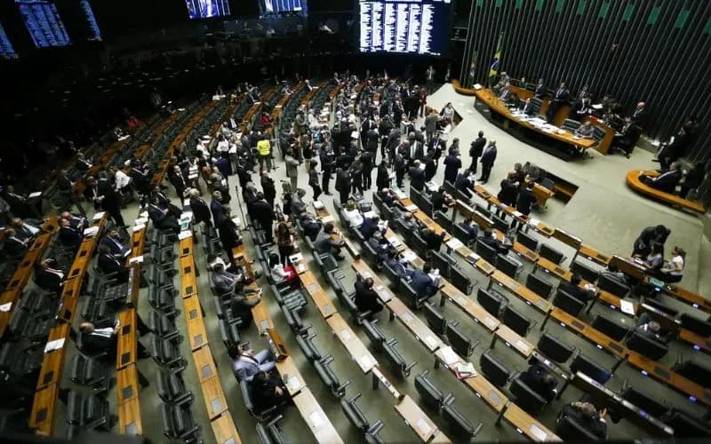 Bancada amazonense vota pela retirada do seguro DPVAT