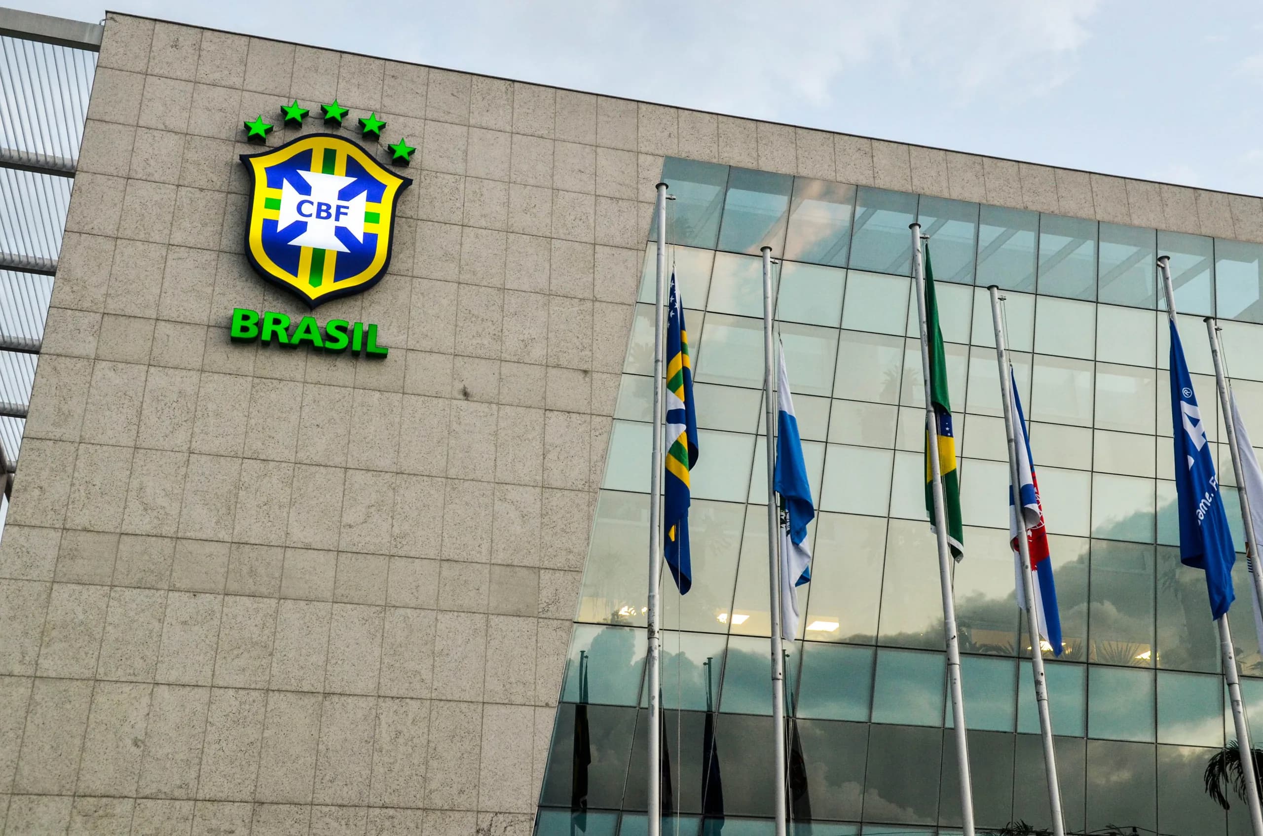 CBF atualiza ranking nacional de clubes após temporada 2024; veja lista