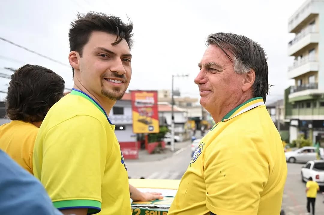 PT pede a cassação de Renan Bolsonaro e vereadores do PL em Balneário Camboriú; entenda