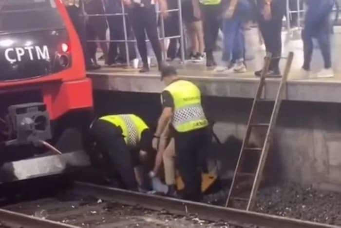 Homem cai nos trilhos de trem na Estação Brás em SP; veja vídeo