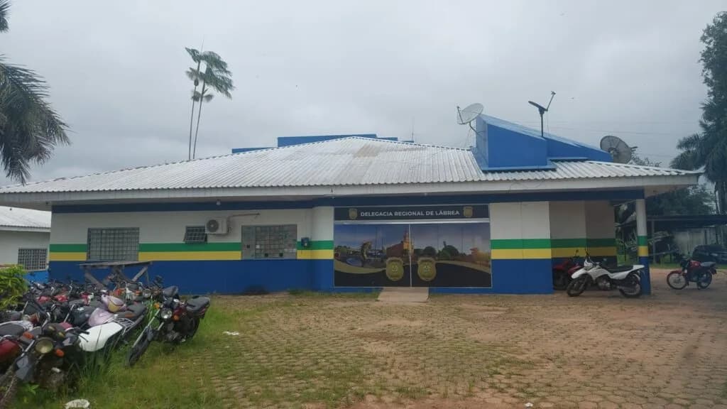 Suspeito é preso ao tentar matar homem com &#8216;estocadas&#8217; de canivete no Amazonas
